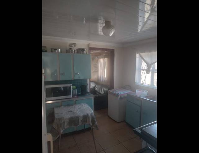 3 BEDROOM HOUSE FOR SALE IN DUBE
